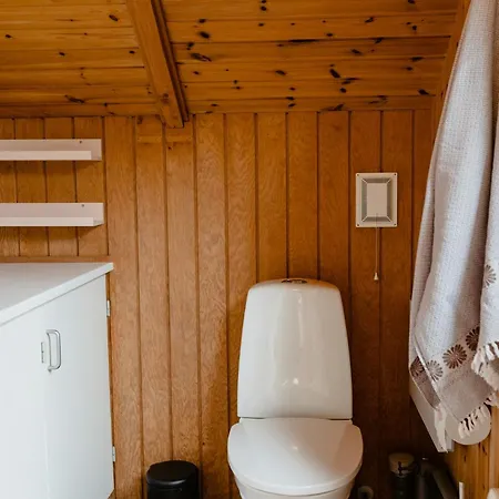 Simple Living Right Next To The Sea *