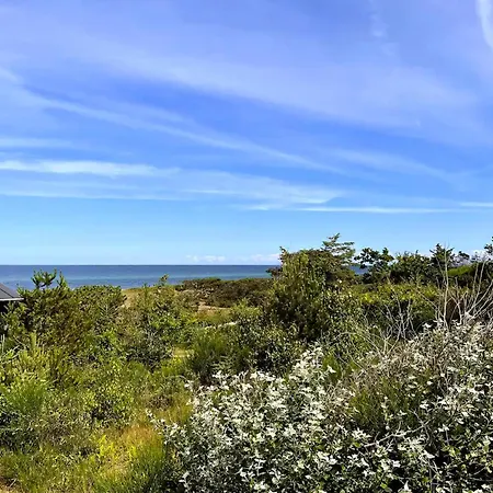 Simple Living Right Next To The Sea 別荘 Græsted
